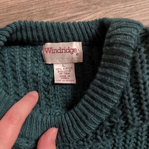 Forest Green Crew Neck Sweater with Ribbed Texture